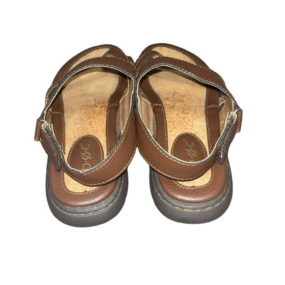 b.o.c. Brown Sandals Size 7 - Picture 2 of 6